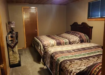 Eagle Nest Fly Shack and Lodge hotel thumbnail 7