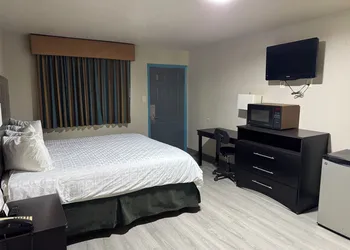 Executive Inn Crystal City hotel thumbnail 4