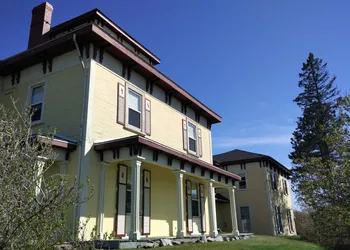 Homeport Historic Bed & Breakfast/Inn c 1858 hotel thumbnail 2