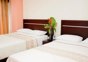 Hotel Humberto hotel thumbnail 8