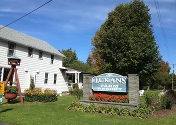 Lukans Farm Resort hotel thumbnail 6
