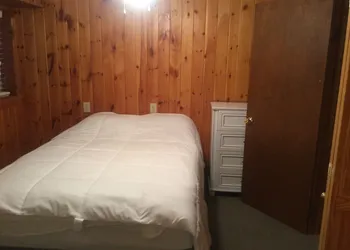 Waters Edge Motel hotel thumbnail 8