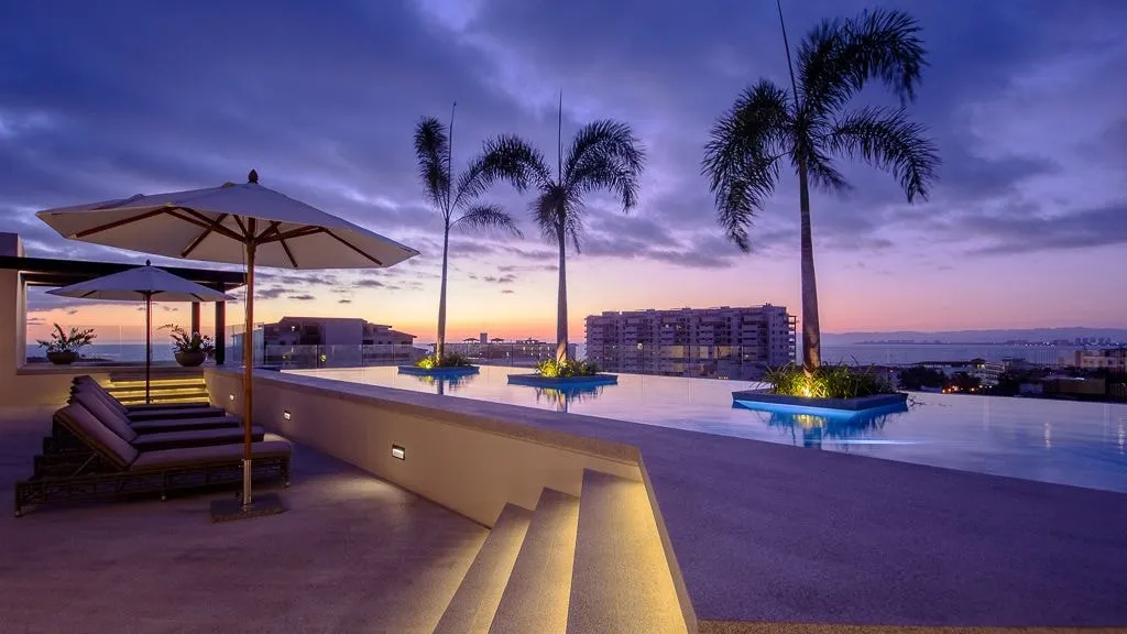 Mountain Views Rooftop Pool Condo hotel detail image 6