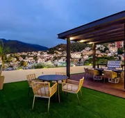 Mountain Views Rooftop Pool Condo hotel detail image 7