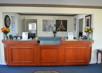Madison Inn Lodge hotel thumbnail 8