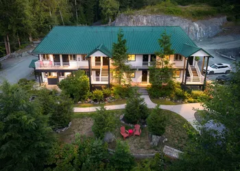 West Coast Trail Lodge hotel thumbnail 8