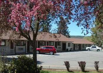 Burney Motel hotel thumbnail 2