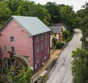 The Inn at Gristmill Square hotel detail image 4