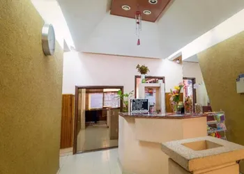 Hotel Los Reyes hotel thumbnail 3