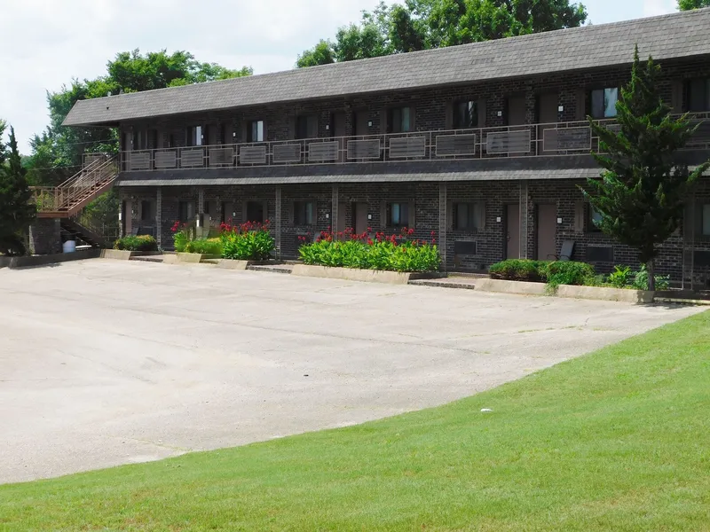 Cedar Glade Resort hotel detail image 2
