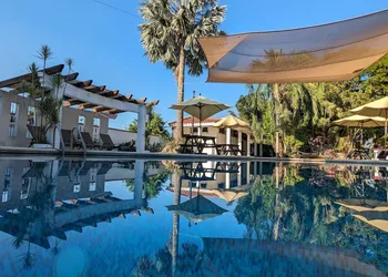 Finca Garullo hotel thumbnail 2