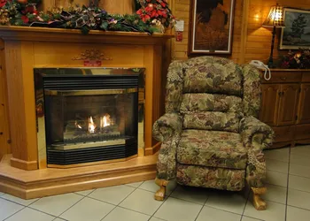 Pinewood Motor Inn hotel thumbnail 2