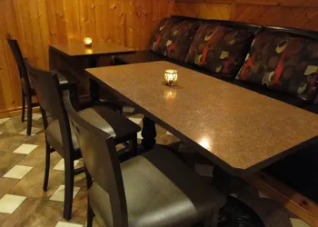 Pinewood Motor Inn hotel thumbnail 4