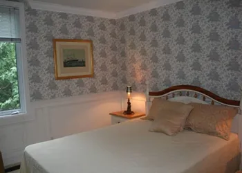 Elegant Cabbagetown hotel thumbnail 8
