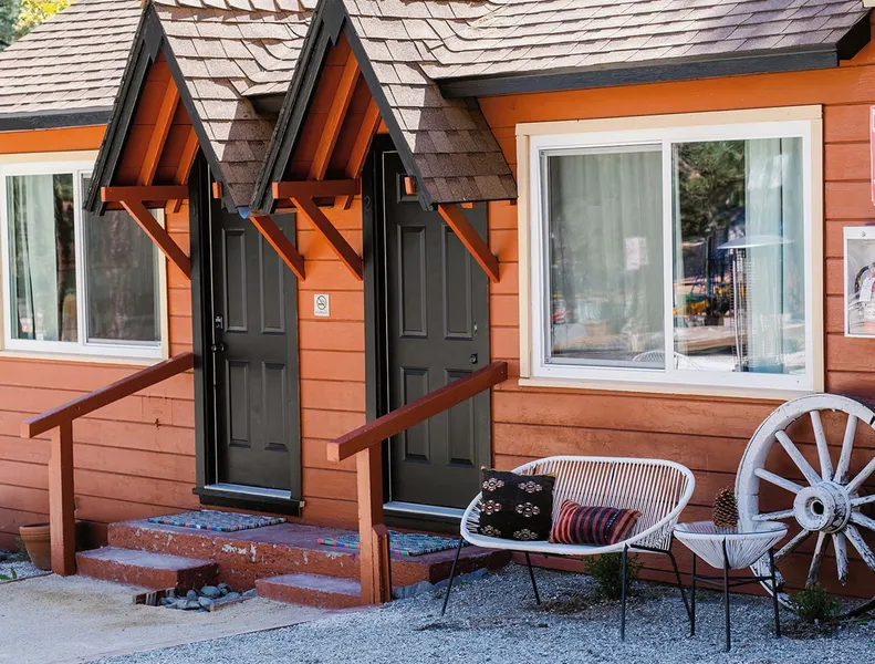 Grand Pine Cabins hotel detail image 6