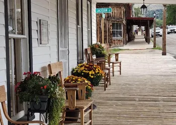 Fairweather Inn and Nevada City Cabins hotel thumbnail 3