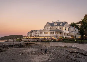 Bar Harbor Inn hotel thumbnail 7