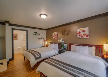 Tao's Inn hotel thumbnail 3