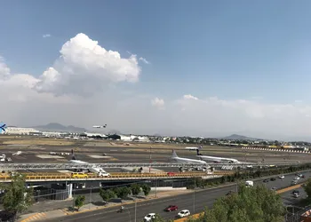 Hotel Aeropuerto hotel thumbnail 2