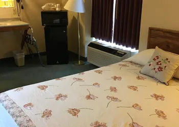 Buffalo Lodge and Grill hotel thumbnail 8