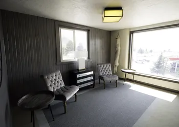 Colter's Lodge hotel thumbnail 4