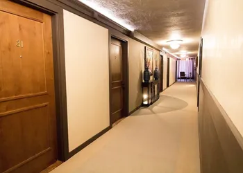 Colter's Lodge hotel thumbnail 7
