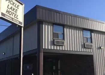 Pickle Lake Hotel hotel thumbnail 2
