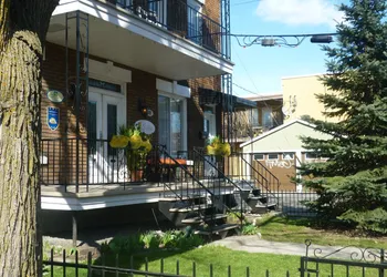 La Petite Bourgeoise hotel thumbnail 3