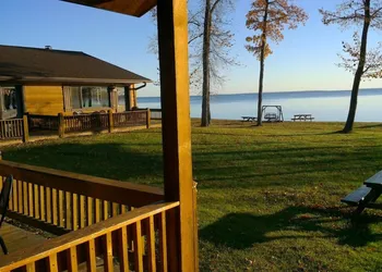 Horseshoe Bay Lodge hotel thumbnail 3