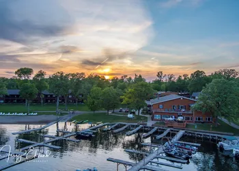 Horseshoe Bay Lodge hotel thumbnail 4