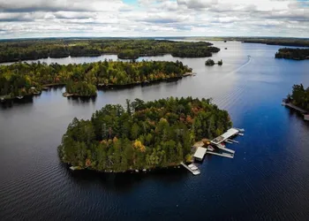 Ludlow's Island Resort hotel thumbnail 3