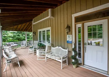 House by the Side of the Road hotel thumbnail 2