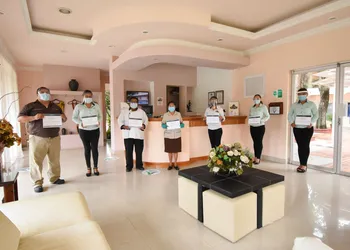 Hotel Villa Esmeralda hotel thumbnail 7