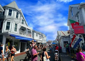 Lotus Provincetown hotel thumbnail 2