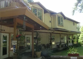 Cedar Wood Lodge B&B hotel thumbnail 3