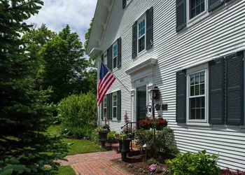 The Inn at Yarmouth Port hotel thumbnail 3