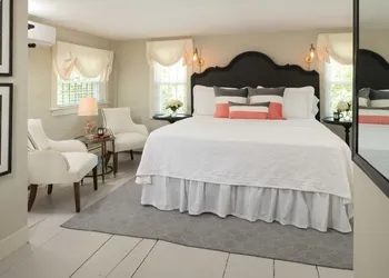 The Inn at Yarmouth Port hotel thumbnail 8