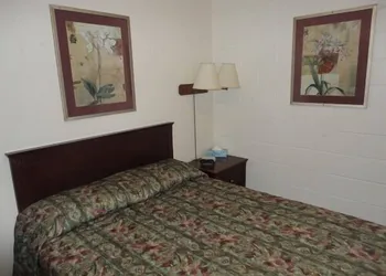 Sherkston Inn hotel thumbnail 8