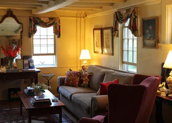 The 1720 House hotel thumbnail 5
