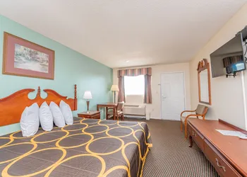 Sunrise Inn hotel thumbnail 6