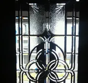 South Broadway Manor hotel detail image 7