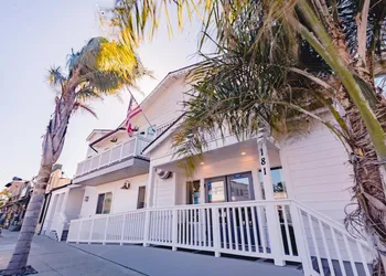 On The Beach Bed & Breakfast hotel thumbnail 4