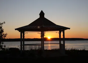 Tucked Inn the Harbour Bed & Breakfast hotel thumbnail 8