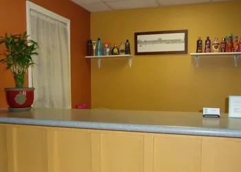 Carlin Villa Motel hotel thumbnail 5