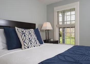 Chatham Seafarer Inn hotel thumbnail 4
