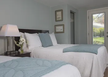 Chatham Seafarer Inn hotel thumbnail 5