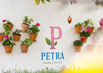 Casona Hotel Petra hotel thumbnail 5