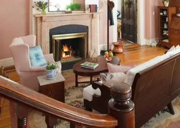 Brook Farm Inn hotel thumbnail 2