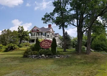 Greenville Inn at Moosehead Lake hotel thumbnail 8
