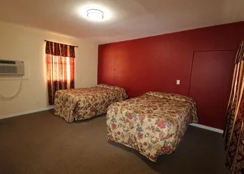 Sandman Inn Motel hotel thumbnail 6